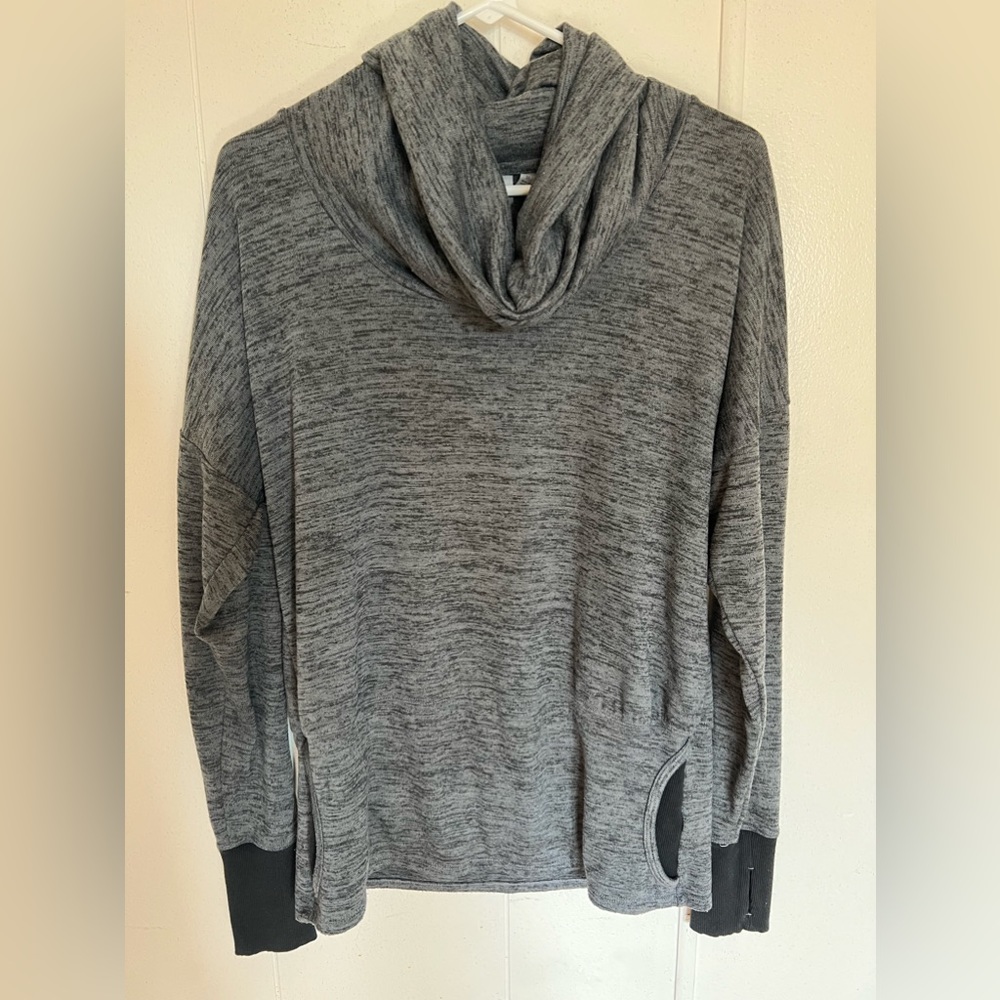 ATHLETA Medium sweatshirt TURTLE NECK PULLOVER ROOMY FIT Cozy Grey